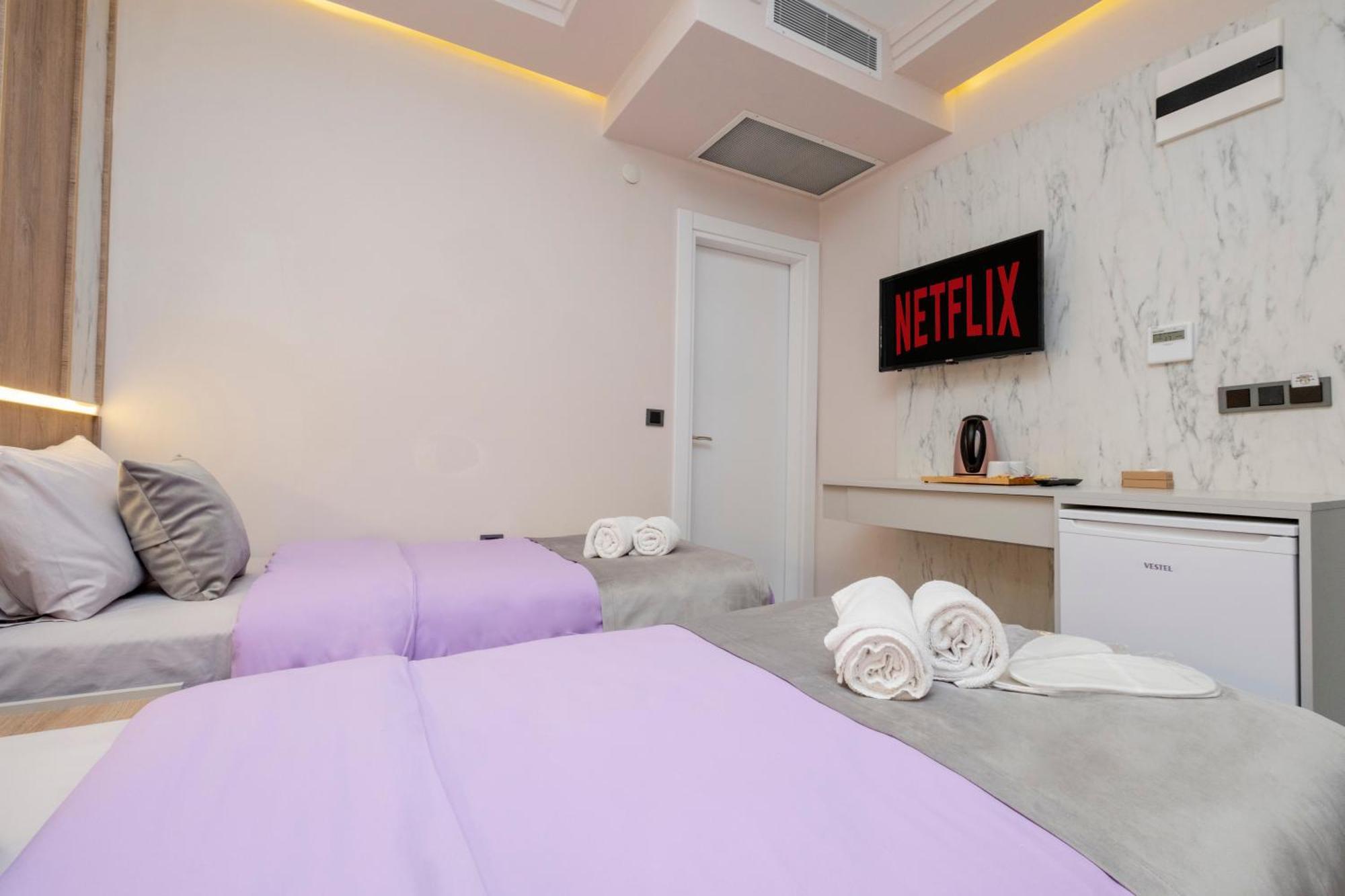 Lavender Airport Hotel Arnavutkoy Exterior photo